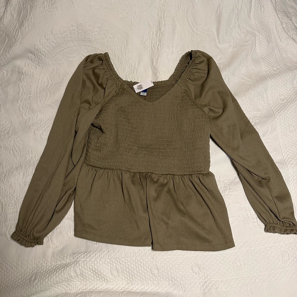 NWT old navy women’s olive green ruched peplum top long sleeve size large